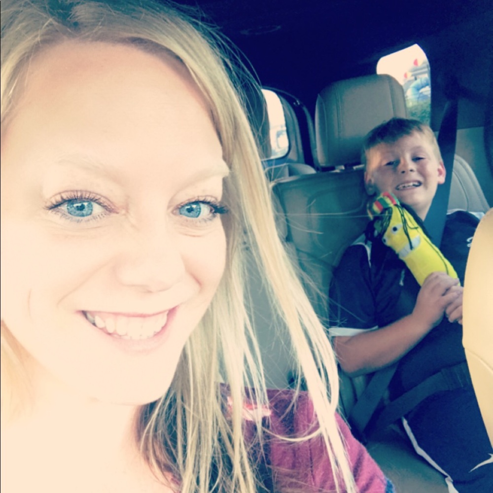 Meet your Posher, Kendra